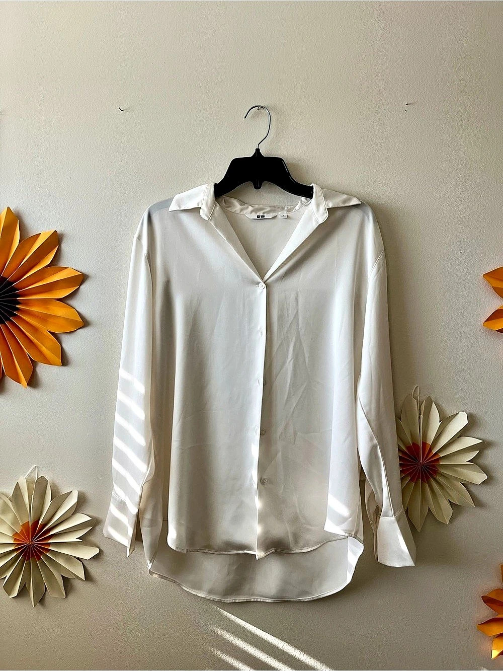 Uniqlo Satin Long-Sleeve Blouse White S